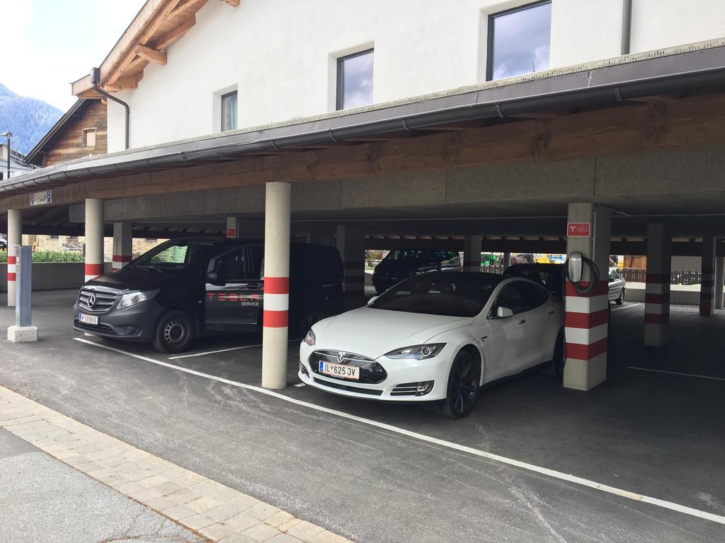 奥特施米德希特珀特酒店  蒂罗尔-泽费尔德 外观 照片
